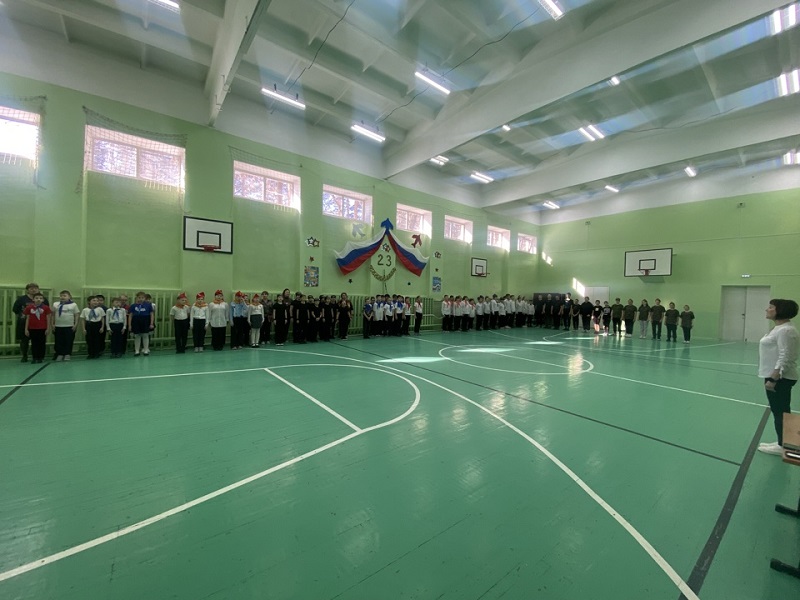 Изображение спорт и физкультура в школе.